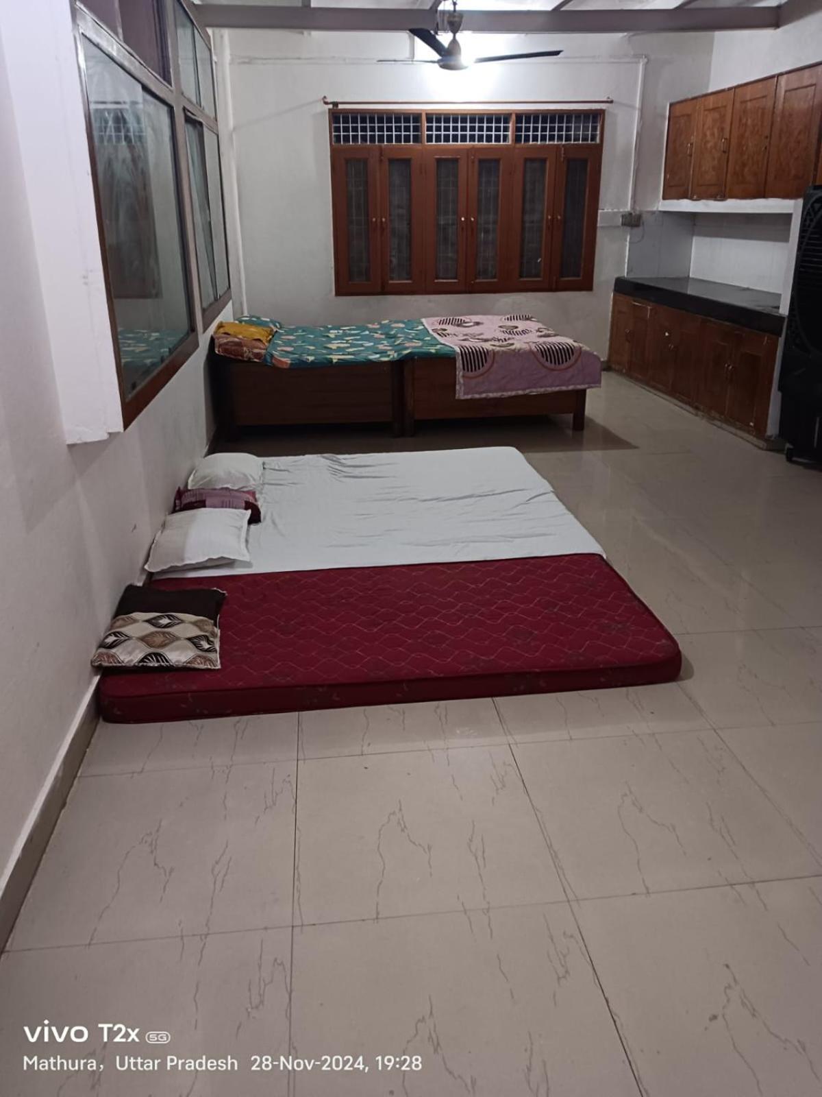 Hari Krishnam Residency Hotel Mathura Ngoại thất bức ảnh